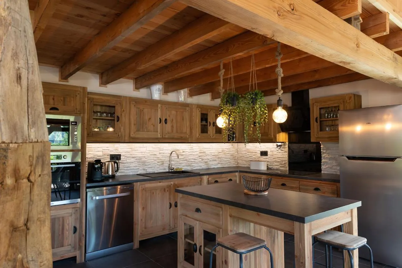 Le Chalet D'Anjulea Faugeres